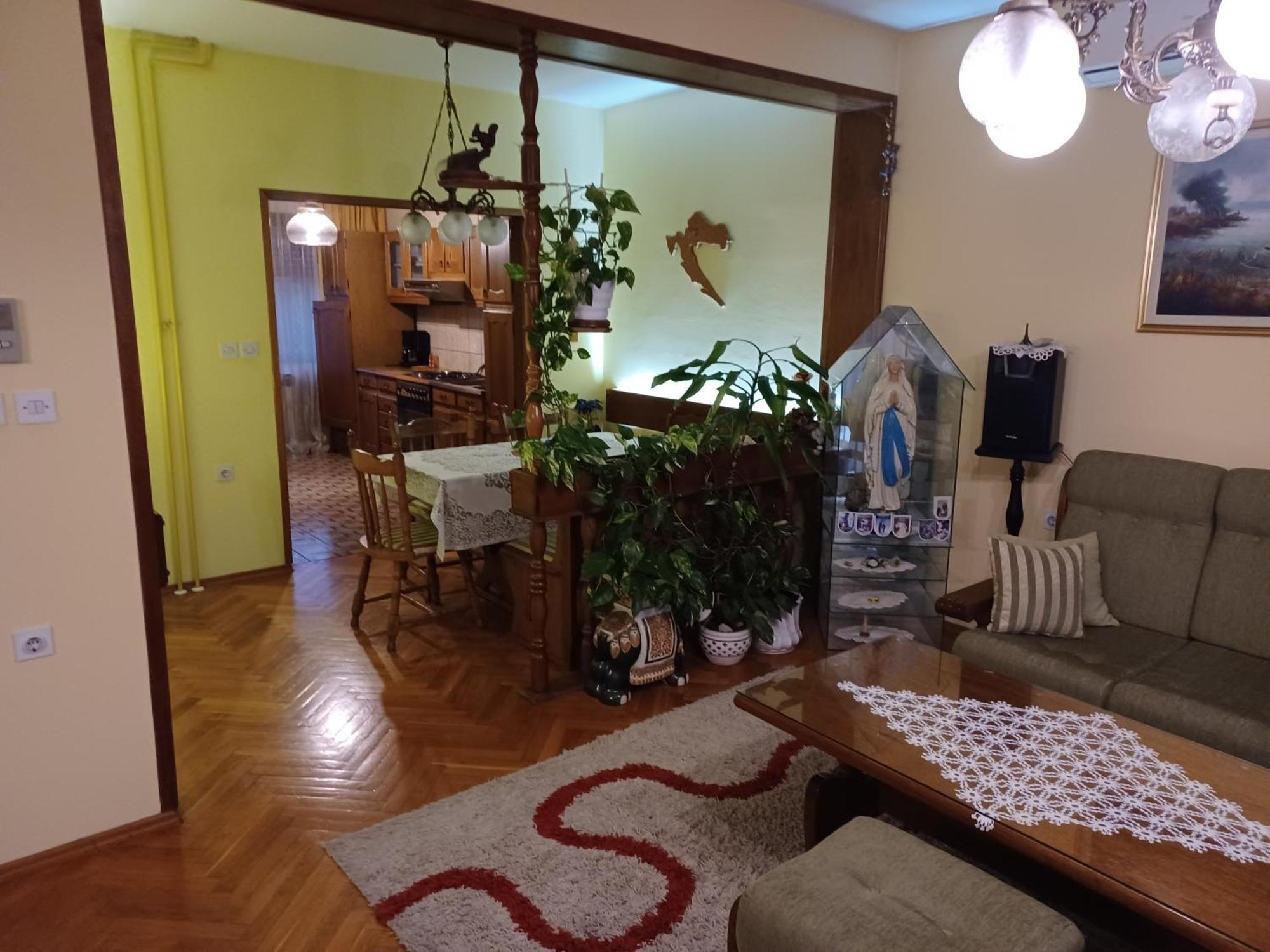 Apartmani La Sa Осієк Номер фото